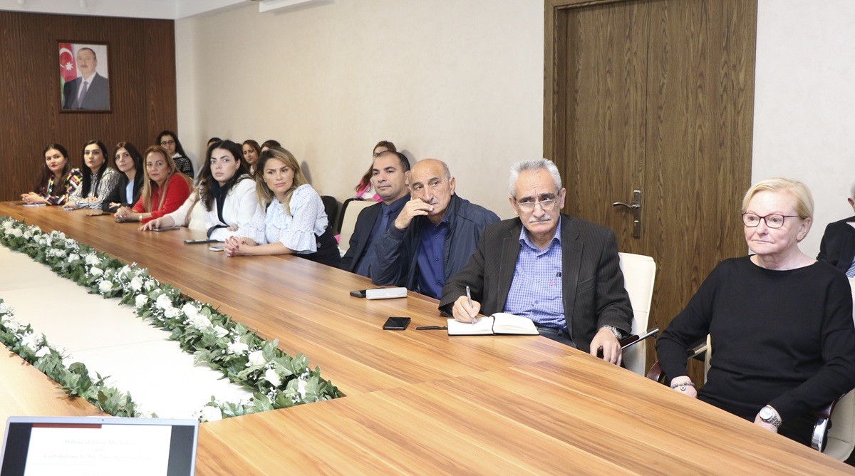 AzMİU-da dünya şöhrətli alimin elmi seminarları keçirilir - FOTOLAR